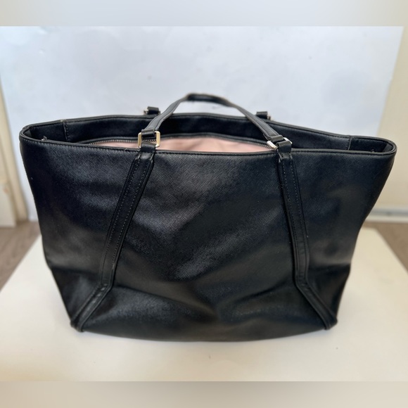 Aritzia Sunday best large black polyurethane shoulder bag… - Picture 1 of 10